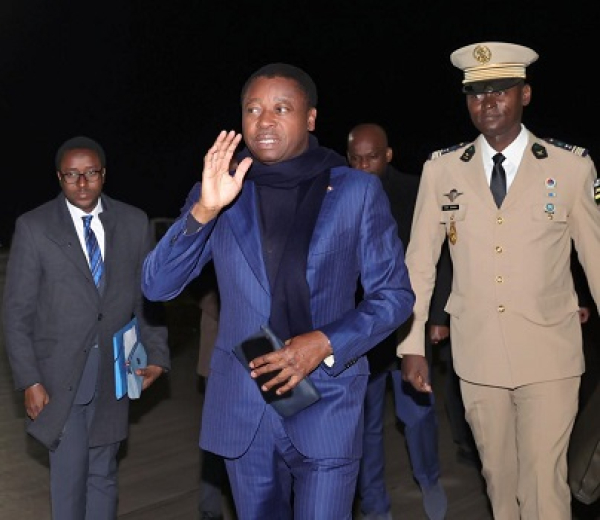 Le Président Faure GNASSINGBÉ accueilli avec joie par la diaspora togolaise à Berlin (Allemagne)