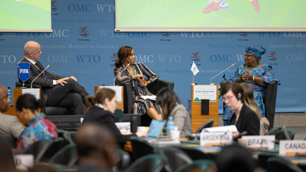 OMC et FIFA: Le rôle du football comme outil pour le commerce et l&#039;autonomisation des femmes
